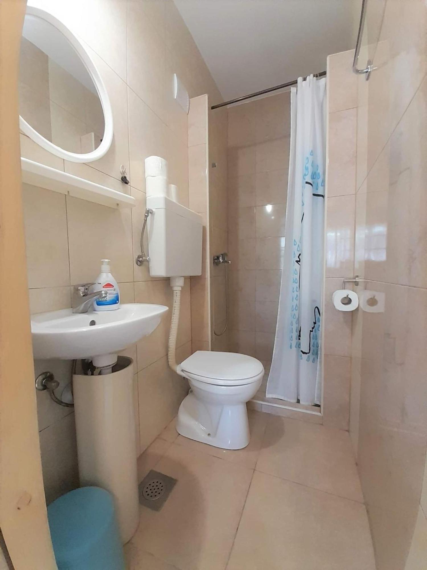 Lovely Studio Malina Close To The Beach Krk Town Exterior photo